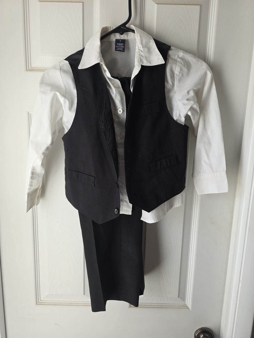 Arrow Black Vest and White Shirt Kids Costume Set